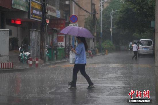 郑州暴雨，城市与水共舞的挑战