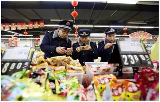 多家脏乱美食城被立案调查，呼唤食品安全与卫生的双重守护