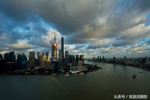 外滩这群一拐警察成别样风景