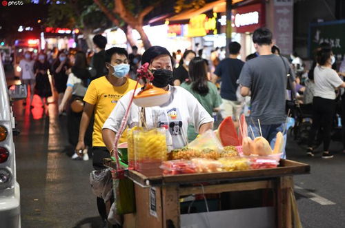 武契奇深夜慰问，中塞友谊的温暖灯火——记一次特别的夜宵之旅