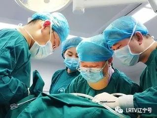 探讨隆胸手术与哺乳兼容性，真相与实用指南