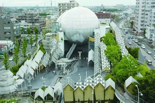 探索中国建筑之光，刘家琨与普利兹克建筑奖的荣耀之旅